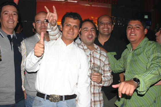 los ultimos heroes etheria Agosto 2007