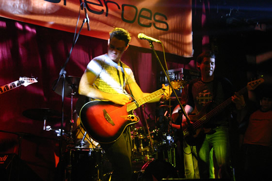 los ultimos heroes etheria Agosto 2007